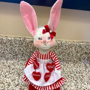❌SOLD❌2019 annalee valentines bunny